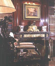 Biblioteca Royal Suite